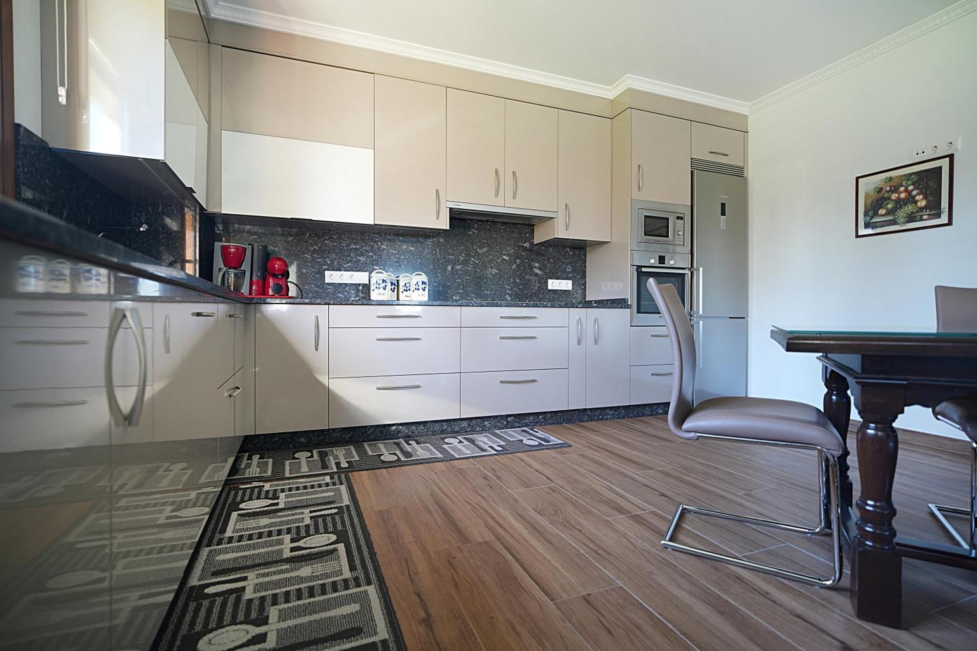 Apartment A Rochela